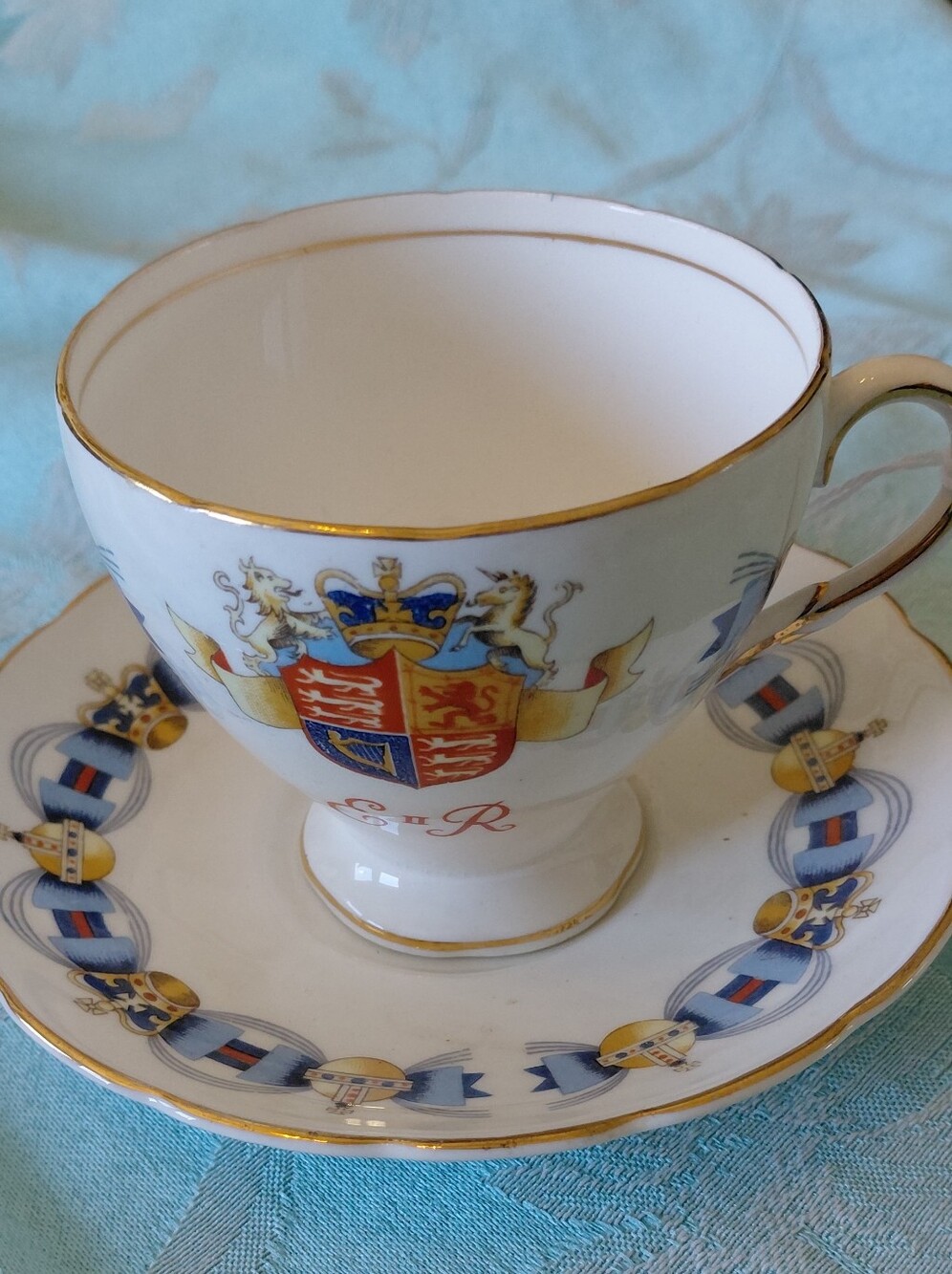 Coronation Fine Porcelain Crest Teacup and Saucer with Gold Trim